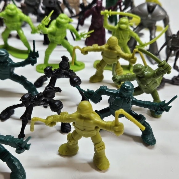 Teenage Mutant Ninja Turtles TNMT Mutant Mayhem Bucket Bank Figure Lot - Picture 5 of 8